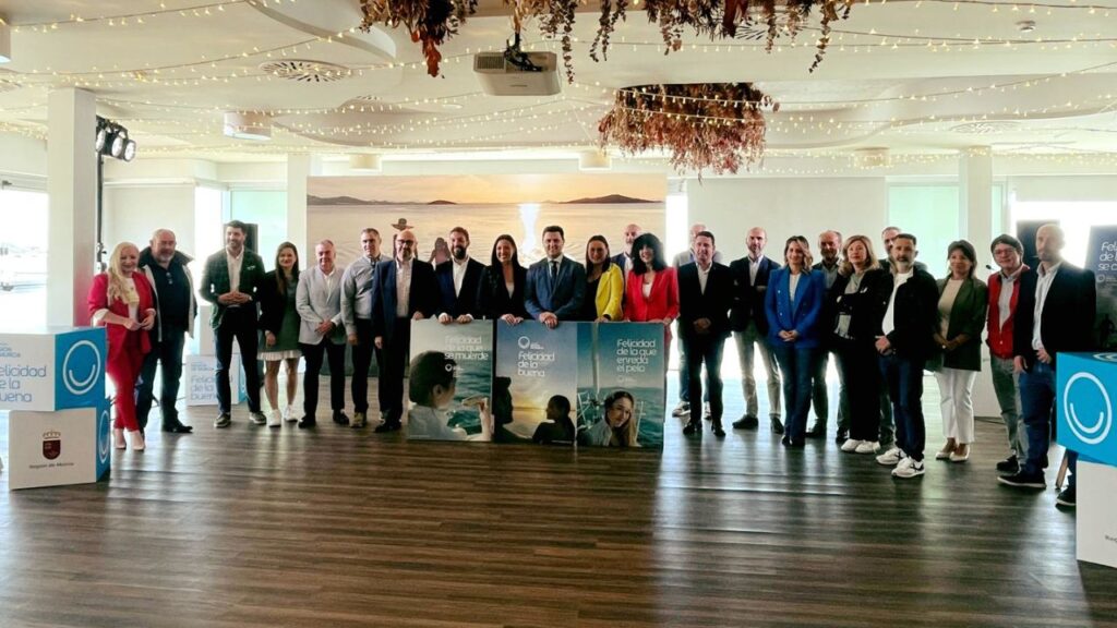 Hostetur asiste a la presentación de la nueva campaña turística “Felicidad de la buena”