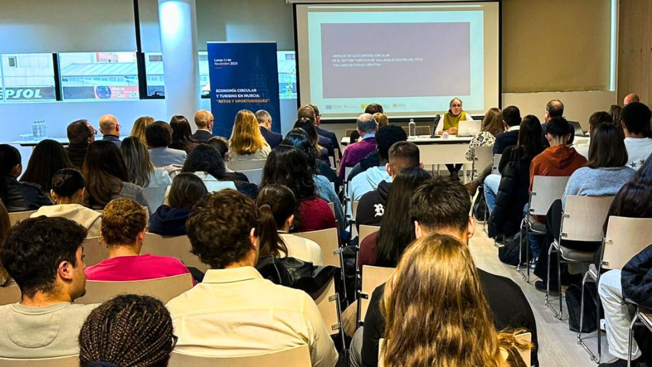 El presidente de Hostetur ha participado como ponente en la jornada sobre economía circular