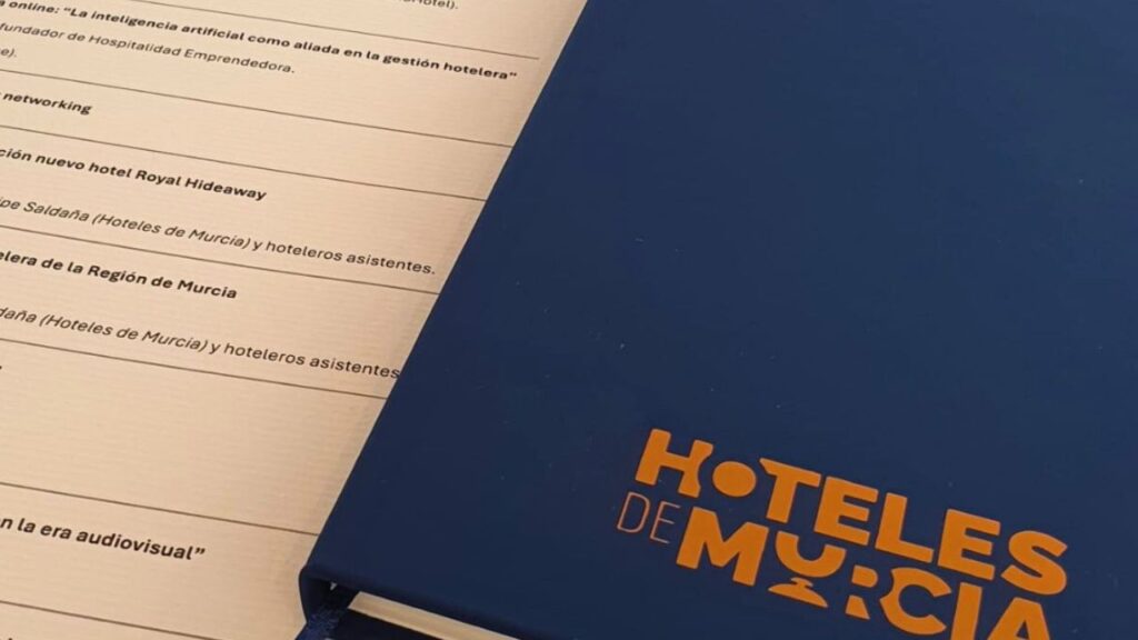 Hostetur participa en la mesa redonda sobre la situación hotelera en la Región de Murcia