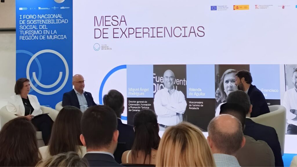 Hostetur en I Foro Nacional de Sostenibilidad Social del Turismo